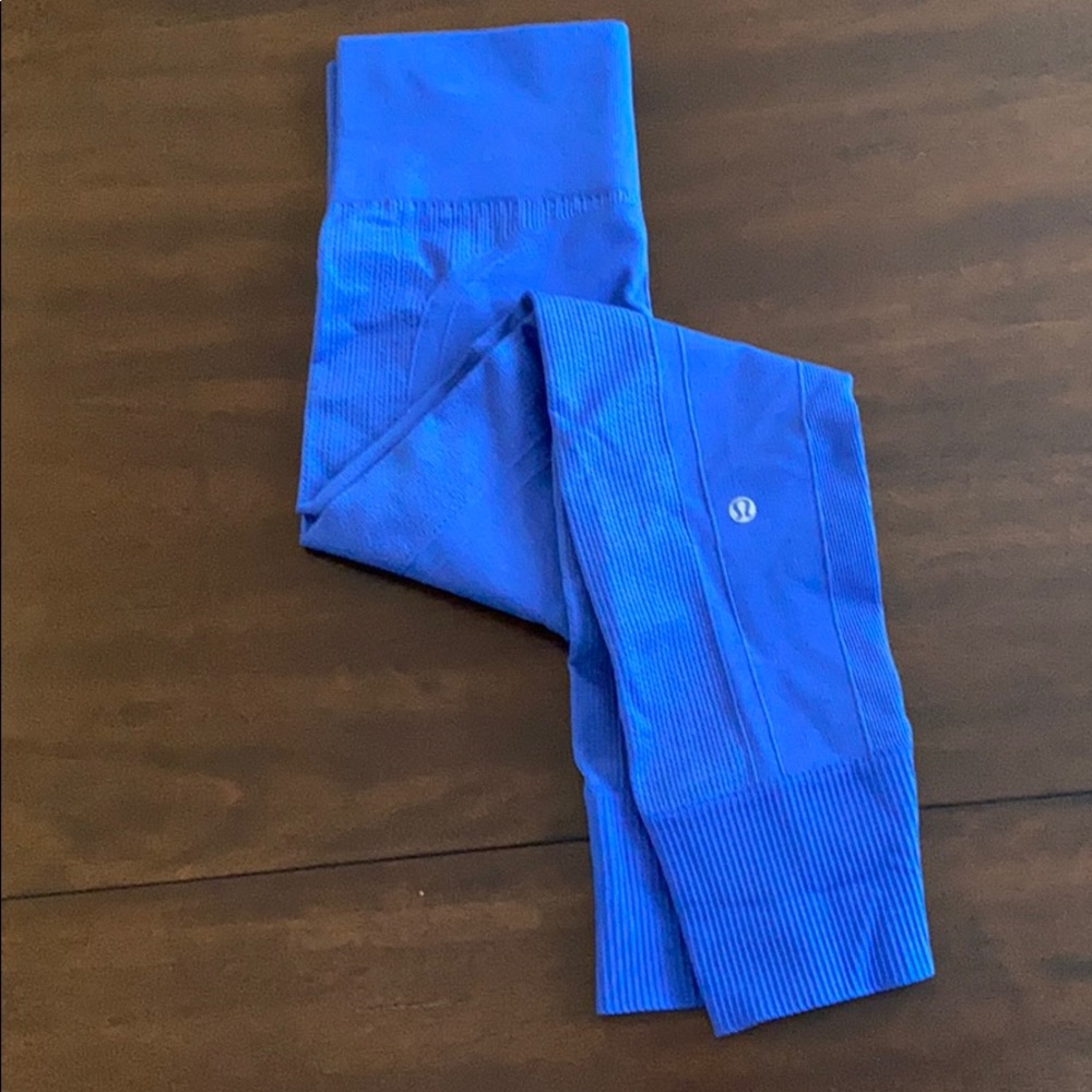 EUC Ebb to Street Pant Size 4